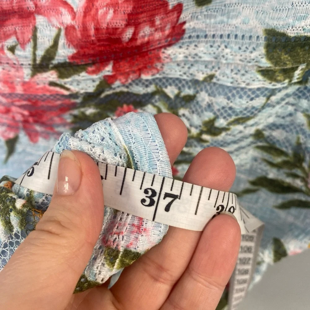 Guess Blue Lace Floral Mini Bodycon Dress Keyhole Back Sleeveles Lattice Size 14 - Picture 12 of 12